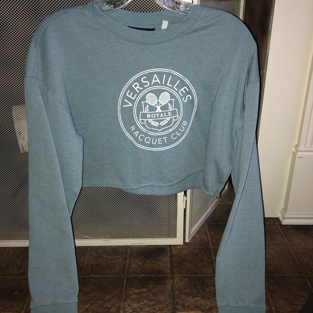 PacSun cropped long sleeve crew neck
